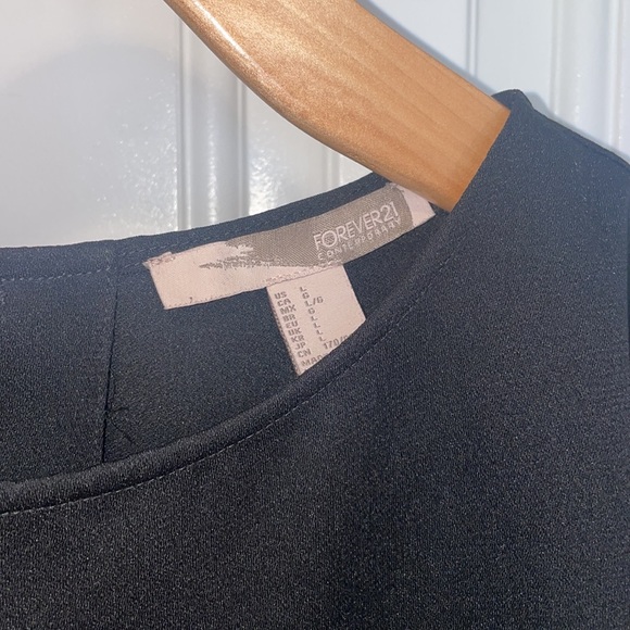 F21 Black and White Layered Chiffon Blouse Size L - Picture 3 of 4